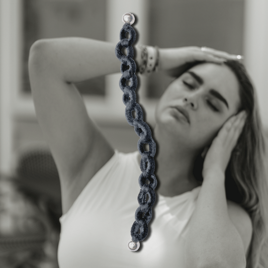 Annulette · Black Velvet and Smooth Beads - RayahHair